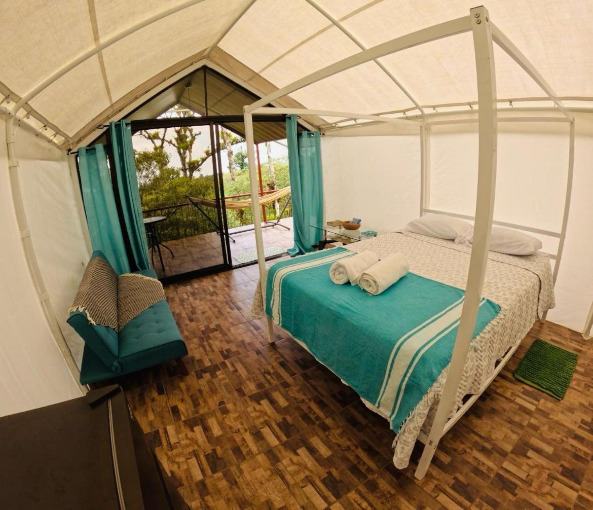 Garza Del Sol Glamping Rio Celeste Buganvilia Luaran gambar